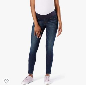 Levi’s maternity pants Size M